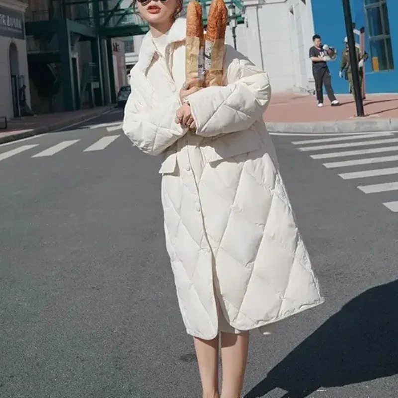 Femvion - Lange gesteppte Jacke mit Teddykragen – Warmer Mantel für Damen