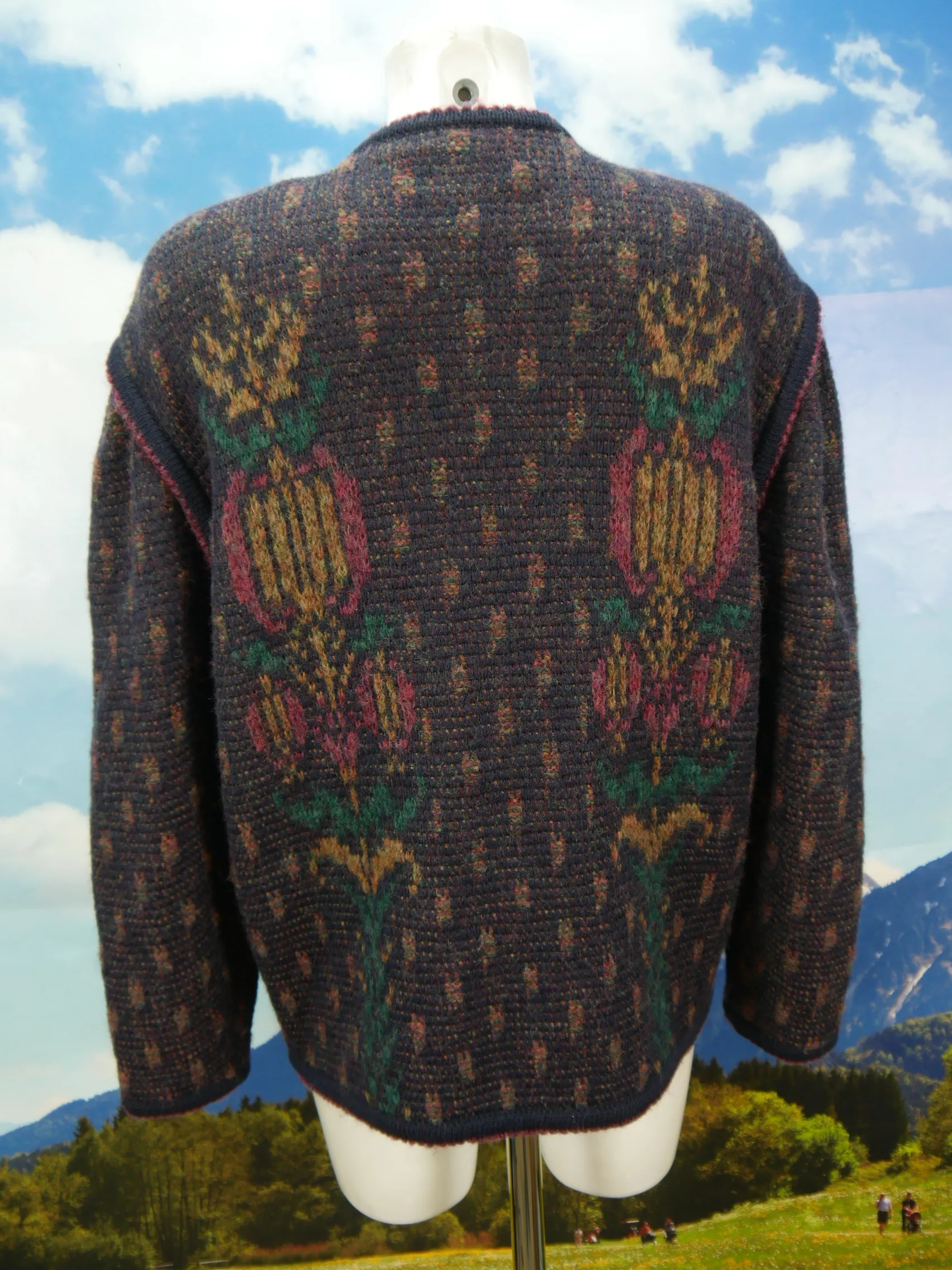 Geiger neuwertig Strickjacke mit Mohair lila Puffärmel Trachtenjacke Jacke Gr.40
