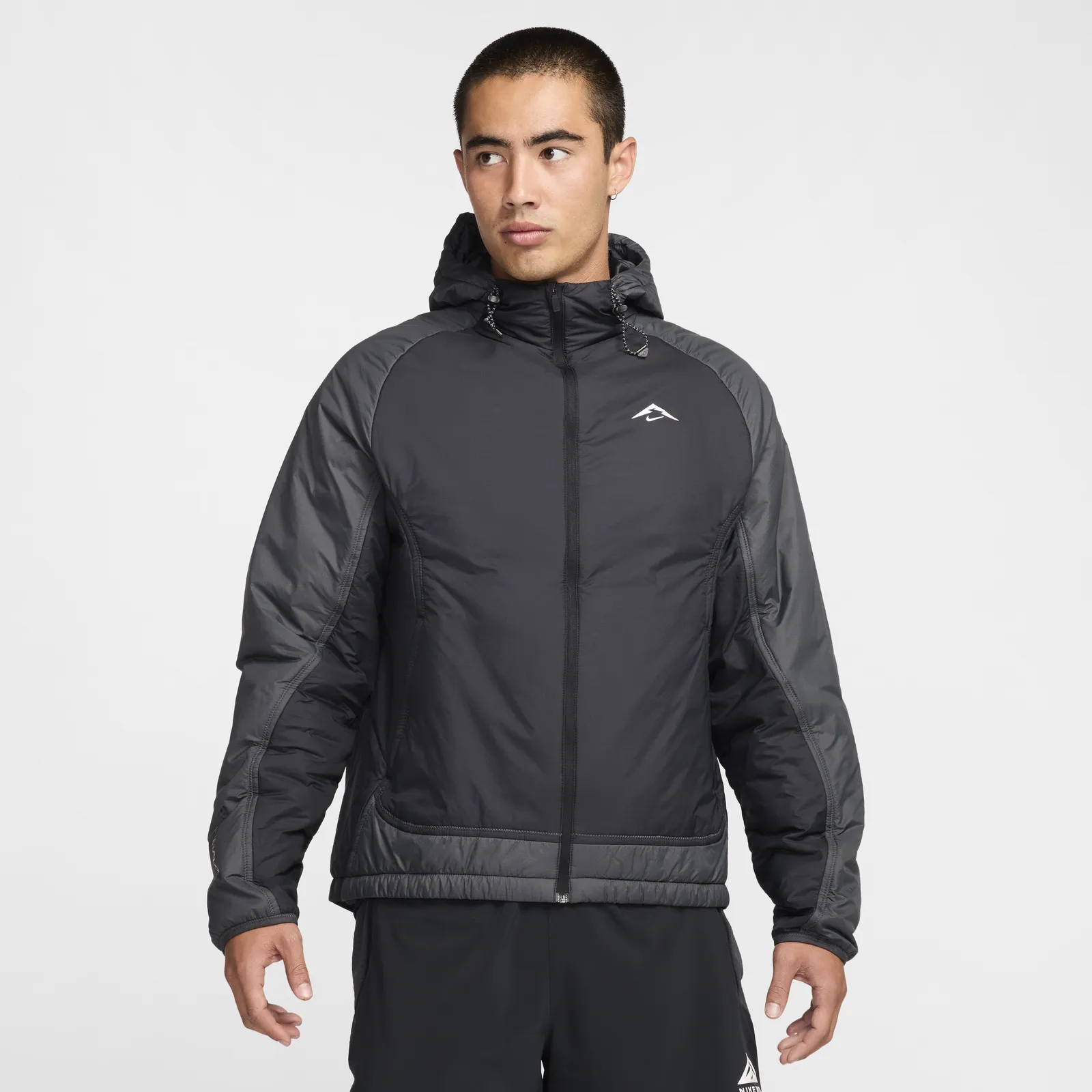 Gesteppte Jacke Nike Trail PrimaLoft Running Jacket FZ0003-010