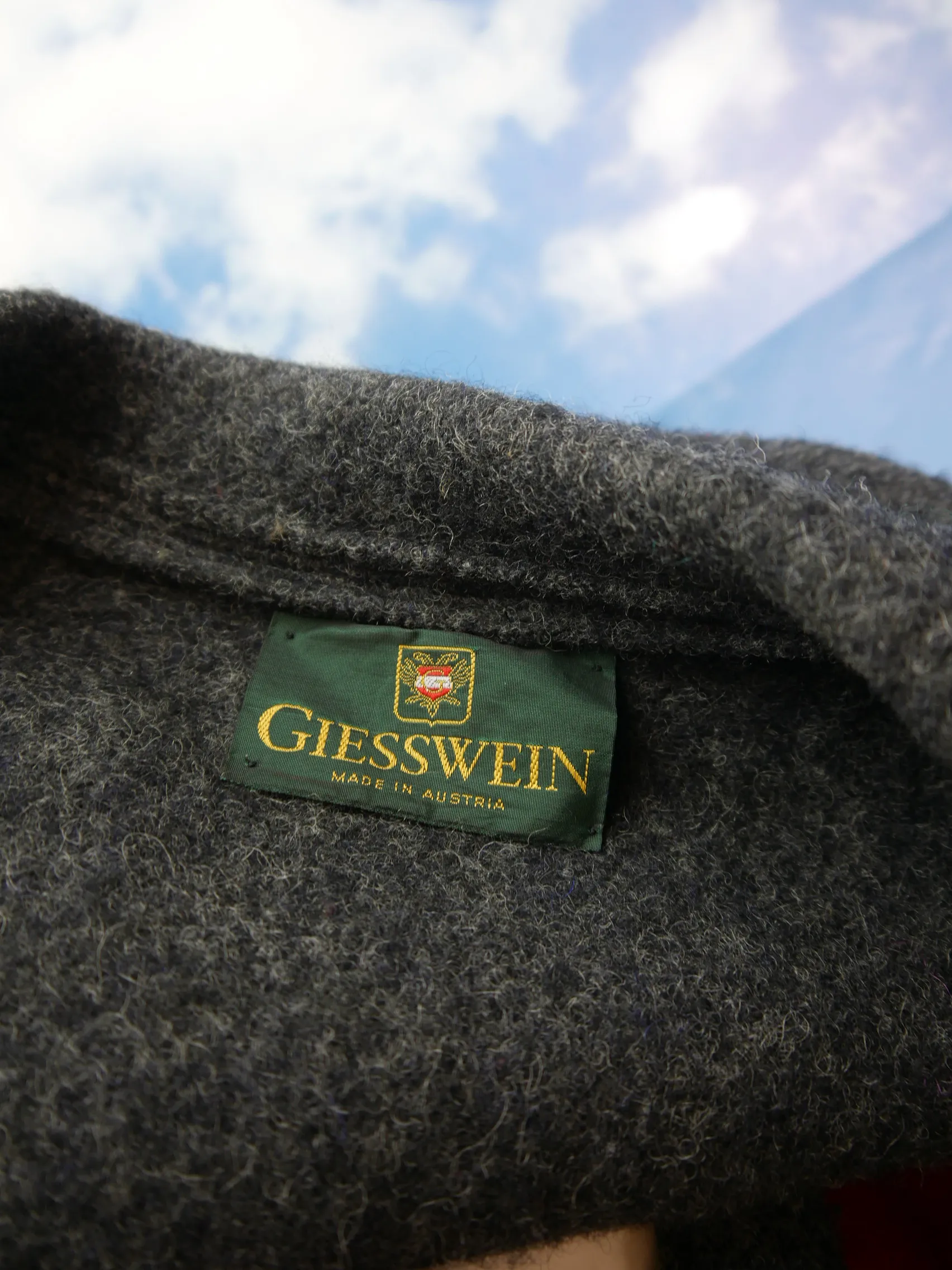 Giesswein Walkjacke Schurwolle warm grau neuwertig Trachtenjacke Jacke Gr.48