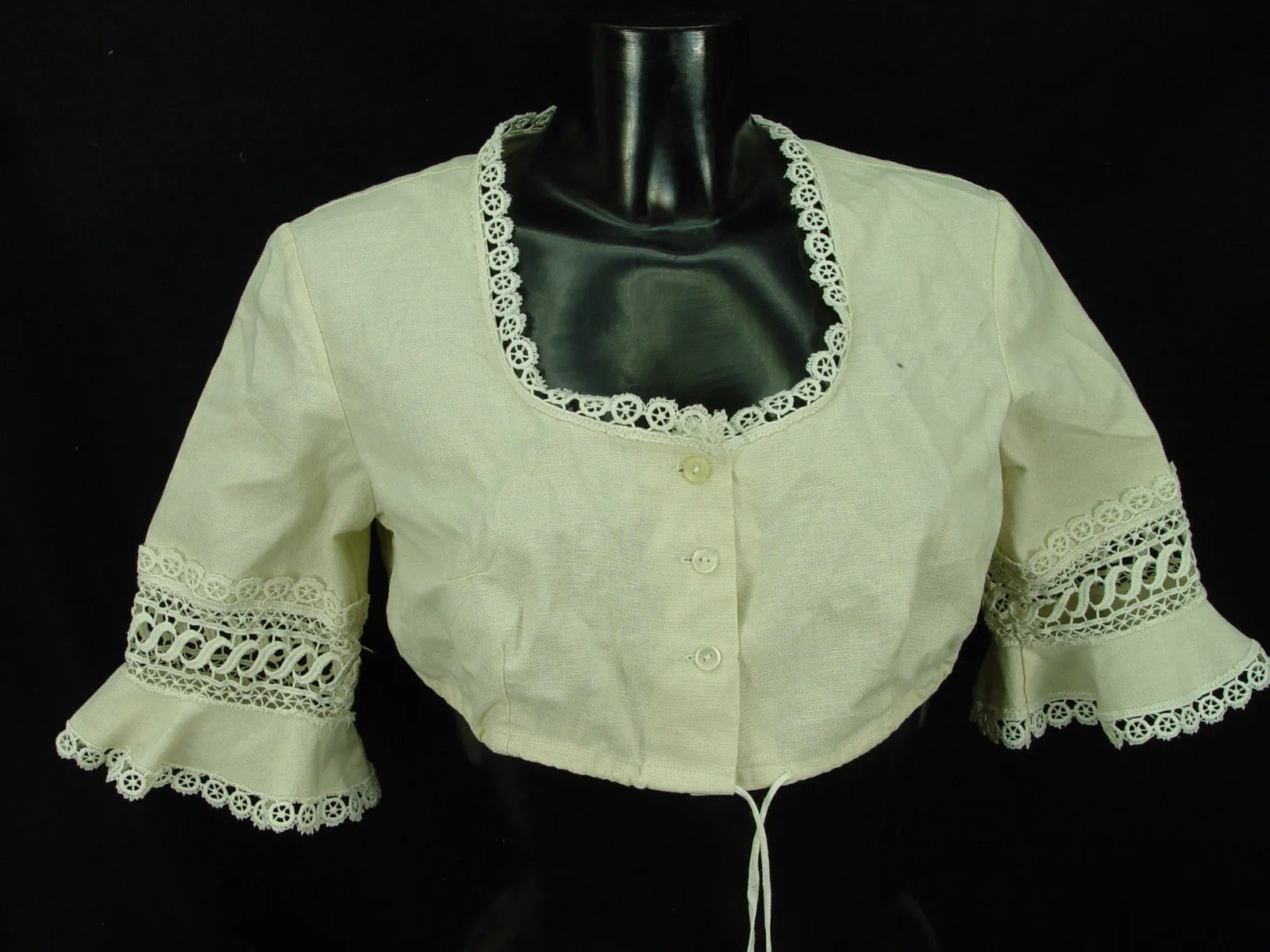 Gr42 Dirndlbluse mit rundem Ausschnitt  Bluse für Dirndl Trachtenbluse B3033