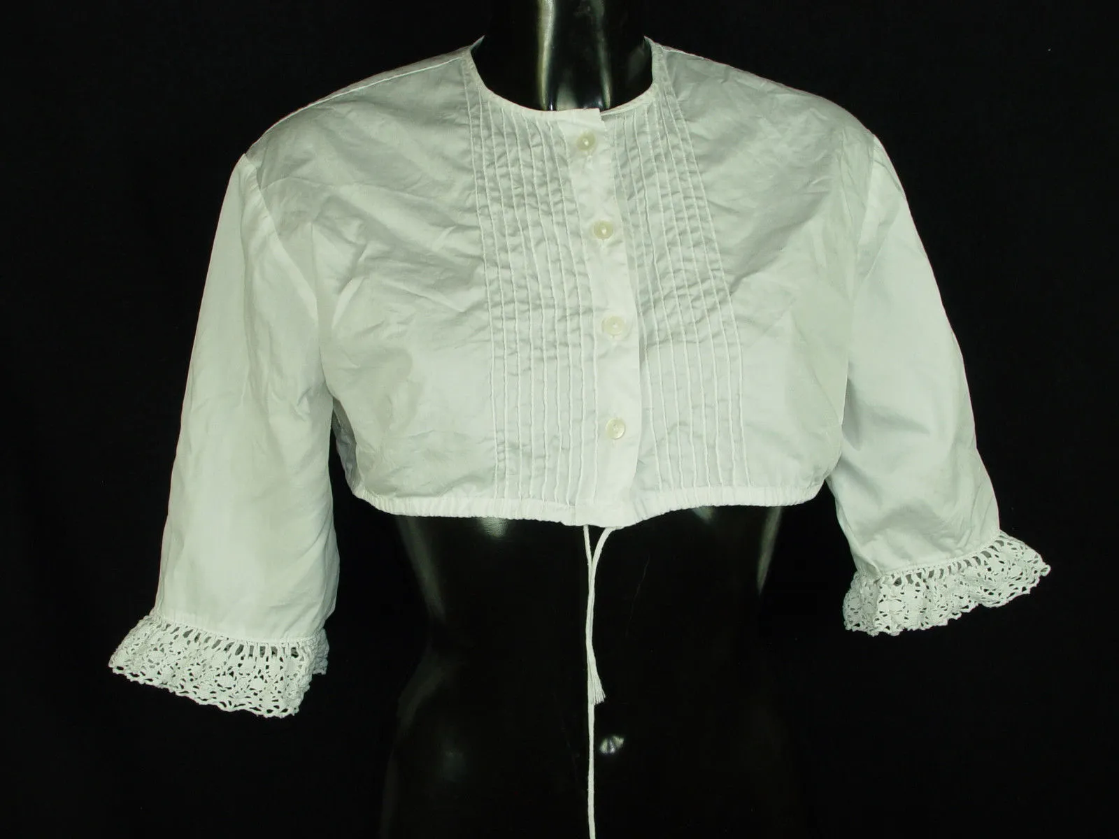 Gr.44 Dirndlbluse  mit rundem Ausschnitt  Bluse für Dirndl Trachtenbluse B2718