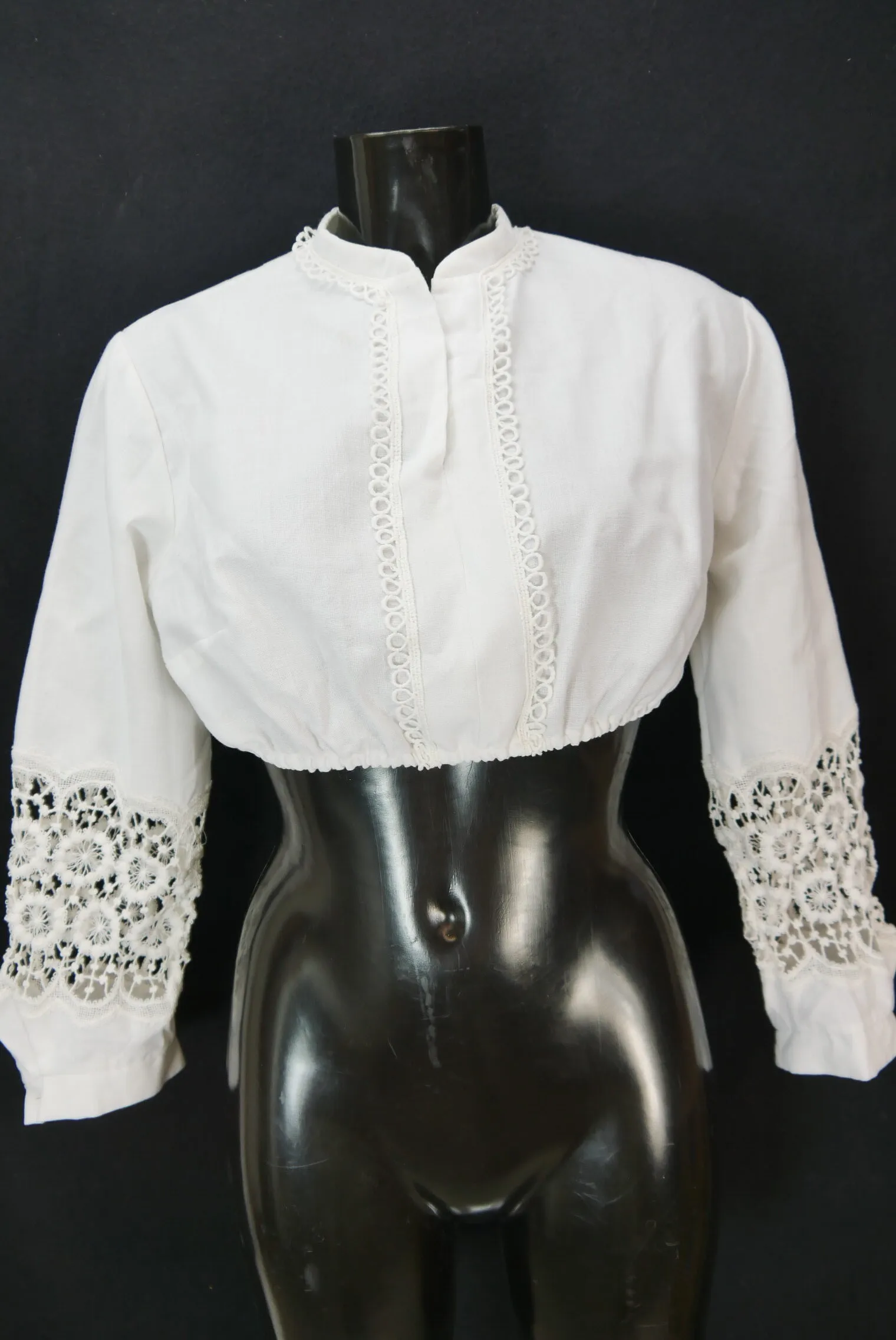 Gr.46 Dirndlbluse weiß Bluse für Dirndl Diolen Baumwollmischung Spitze B10651