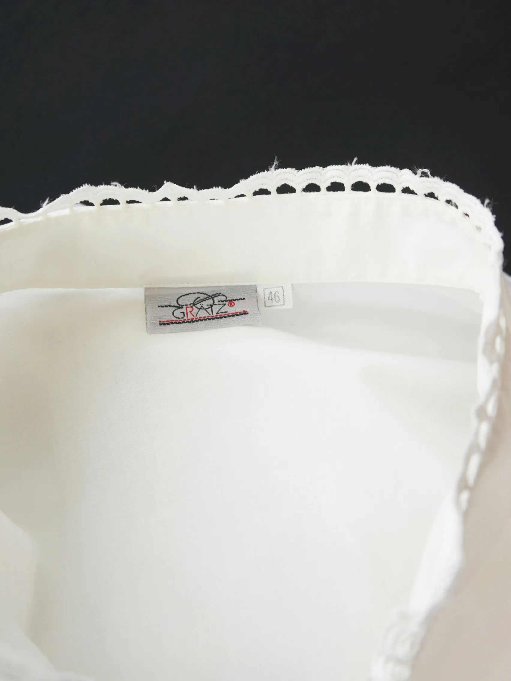 Gr.46 Trachtenbluse weiß Bluse für Dirndl Grätz mit Spitze und Stickerei TB9374