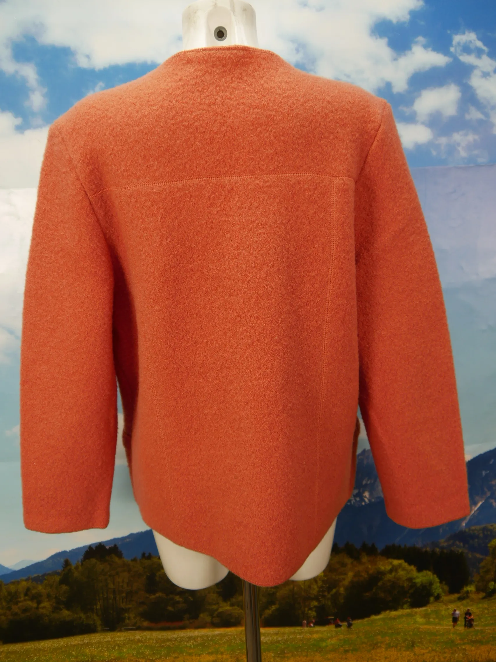 Landhaus leicht und warm traditionelle in hell orange Trachtenjacke Jacke Gr.44