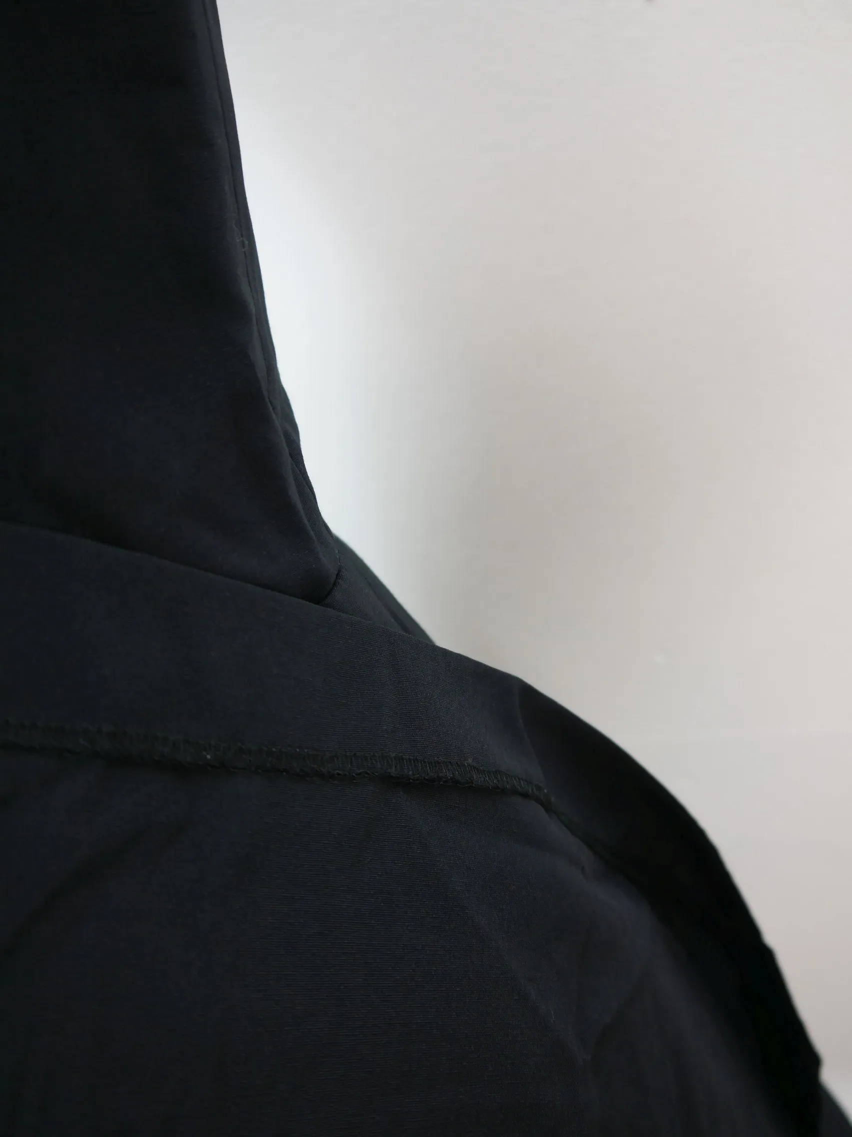 Original Isola schwarz mit Wienernaht Dirndl mit Schürze Trachtenkleid Gr.38