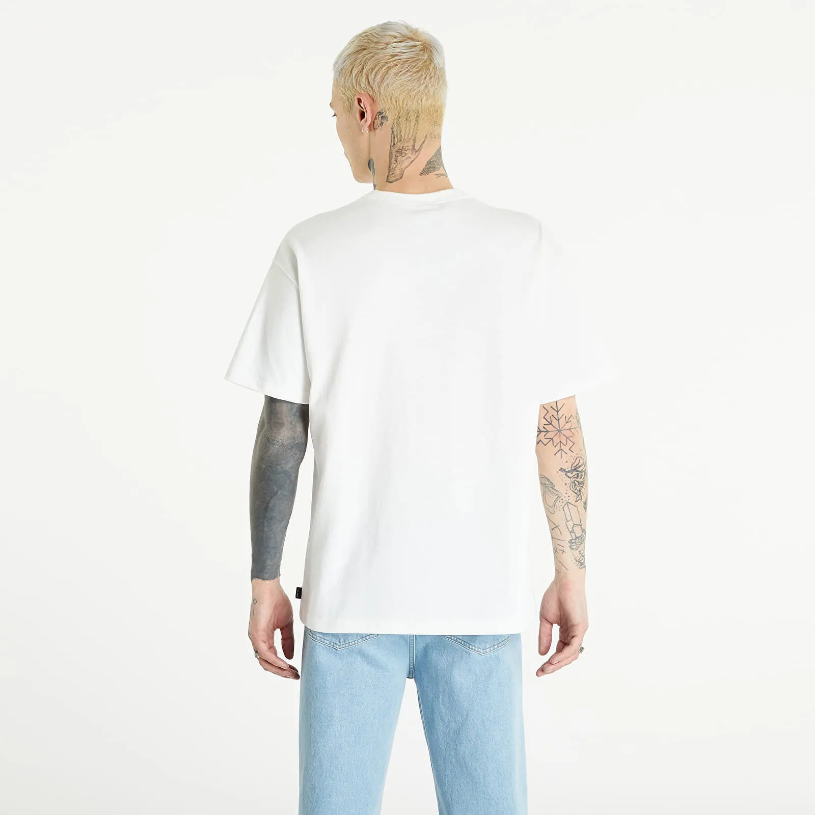 T-shirt Nike Sportswear Premium Essentials Sustainable Tee DO7392-100