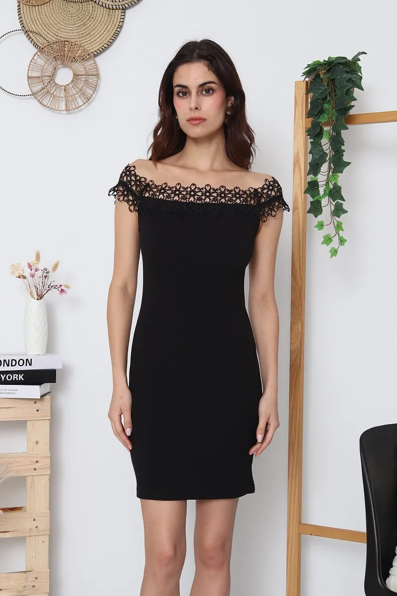 Trägerloses Kleid