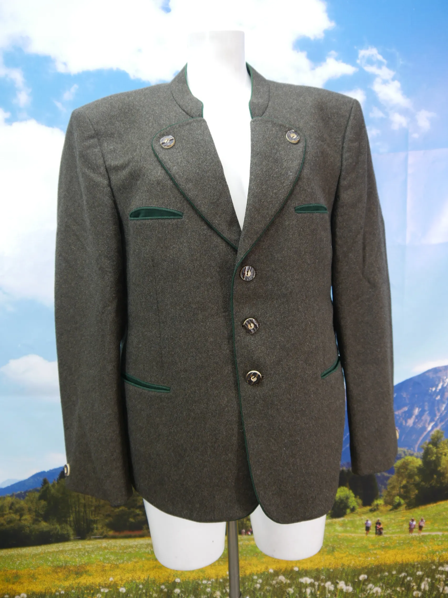 Weyrer Tirol braun mit Hirschhornknöpfe fesche Trachtenjacke Jacke Gr.50